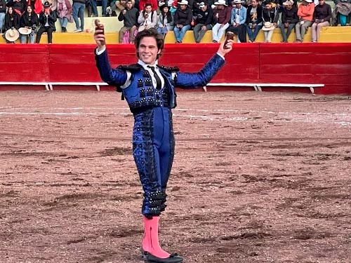 Viraco, en Castilla (Arequipa) PER feria de Santa Úrsula toros de San José del Monte para David Fandila <a href="/DFelFandi/">David Fandila</a> ovación/ovación, Luis López silencio/oreja y Juan <a href="/pedrollaguno/">Juan Pedro Llaguno</a> ovación/2orejas <a href="/portaltaurino/">Portal Taurino</a>