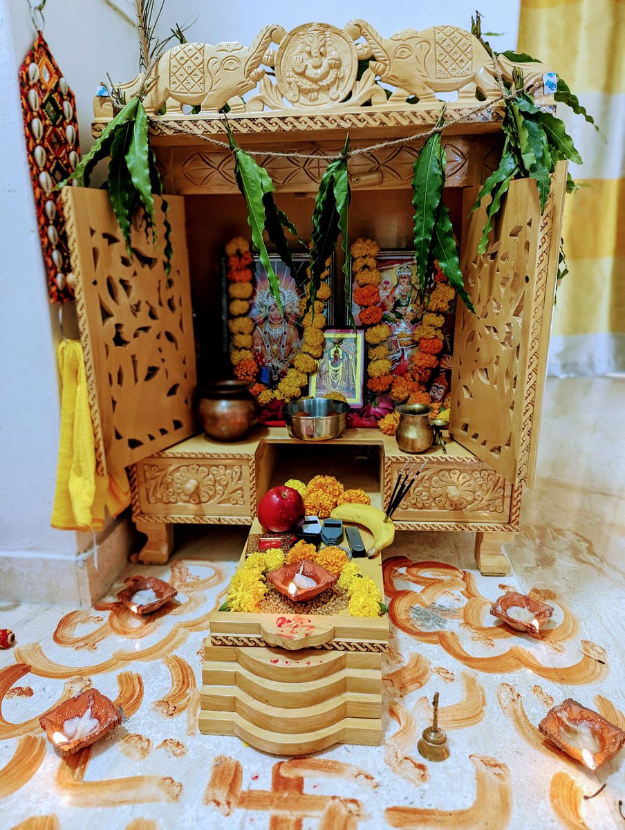 mahingupta's tweet photo. Here in India today we pray to Laxmi Mata to bless us with prosperity and luck. 

Today we did Pooja with gold, silver, @Trezor,  @ledger and prayed to God to bless all of us with health, wealth and happiness.

Wishing all of you a happy, healthy and prosperous Diwali 🎉✨🎊🪔🙏 https://t.co/pYKhZHHjoB