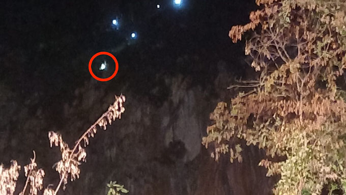 TG24info's tweet image. #Serrone – #Escursionista scivola e resta in bilico a pochi metri da un precipizio, | tg24.info tg24.info/serrone-escurs… #precipizio