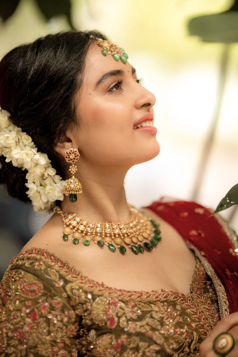 srushtiDange's tweet photo. 🥳 #Diwali https://t.co/WrTjTBoaLA