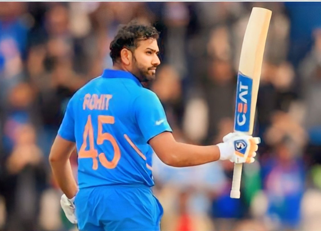 Aru_Ro45's tweet photo. Fleeting thoughts : –
"If you cannot accept him at his worst, then you don't deserve him at his best".
Stop being a hypocrite. 

Rohit Sharma fans held your head high because he will come back for sure. https://t.co/fa9KJVwfcd