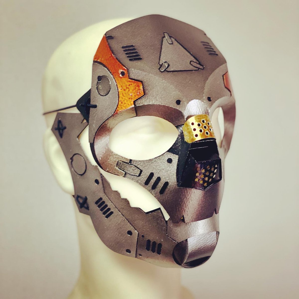 面頬 のモデル作品 10 件 Twoucan