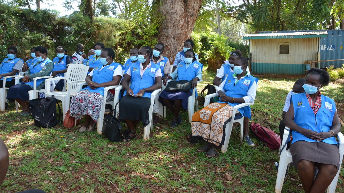 Amref_Worldwide's tweet photo. #DYK, in many African countries, community health workers receive narrowly focused training, are largely underpaid, under-utilised and poorly integrated into the health systems? #SupportCHWs @WHOAFRO @WHO
πΈ @_iPush https://t.co/eG5URRxJ9m