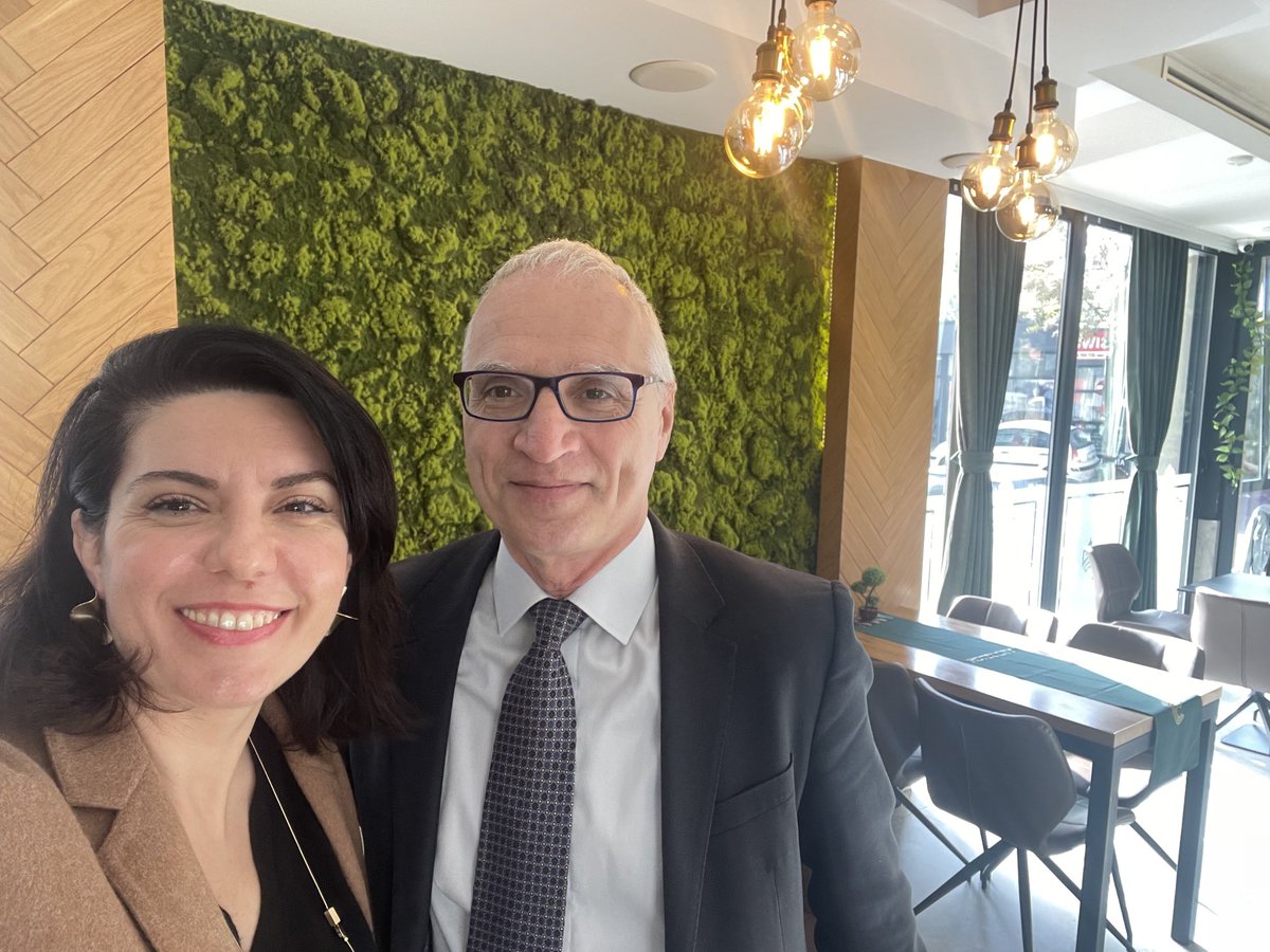 MDobroshi's tweet photo. Always happy to meet @goransvilanovic my former boss &amp; SecGen of ⁦@rccint⁩ (2013-2019).
#regionalcooperation #westernbalkans #stabilitypact #EU https://t.co/hFvHrMWaFu