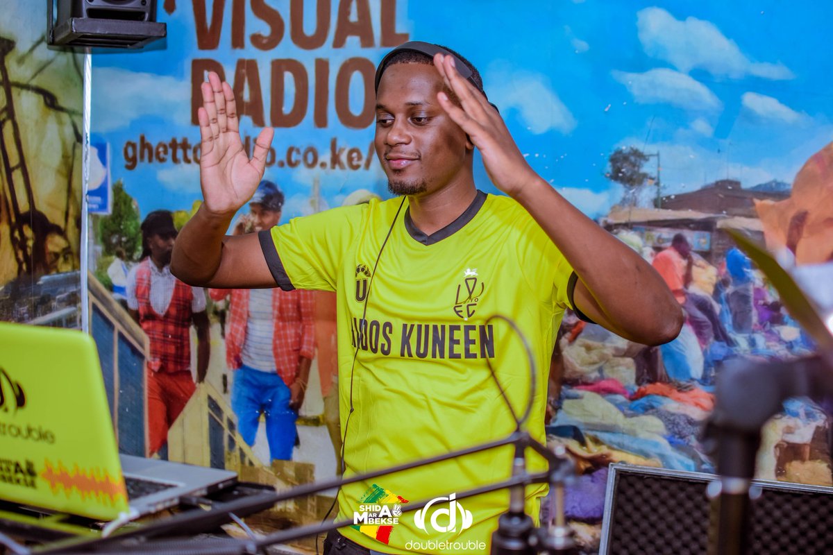 GhettoRadio895's tweet photo. Only positive vibes this side #NiajeNiaje with @_shideh and @DjDaboTrabo wakilisha kakisonga https://t.co/Pb2Gjh9oWs