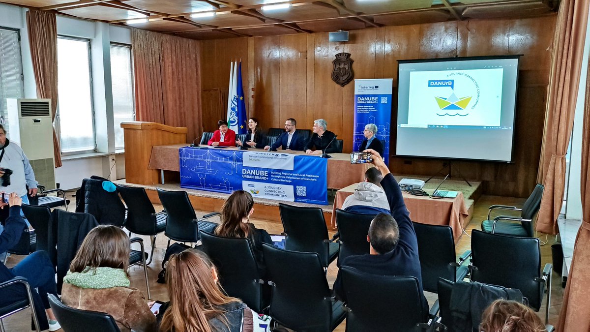 DANubeUrbanBran's tweet photo. Great experiences on one of the last #DANUrB+ Partners' Meetings and the final Study Trip for the project held in Bulgaria between 10-15 October thanks to PPs - National Tourism Cluster "Bulgarian Guide" and Bluelink Foundation🙌
👉 Check out what happened https://t.co/pXeFMg9s92 https://t.co/JAzl6wWQBC