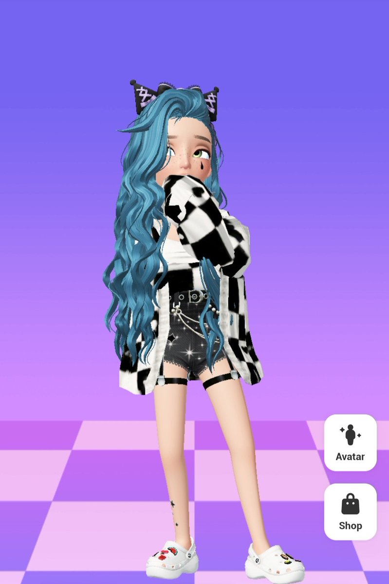 Charmz740's tweet photo. Happy 20th anniversary to Crocs! Waiting for aespa to appear at the virtual fanmeet and got a trophy playing Club Carnival Golf ⛳️
(If any MYs want to add on Zepeto: Charmz740)
@crocs @aespa_official
#aespa #ZEPETO #CrocsXaespaXZEPETO
#CrocsWorld #CrocsXZEPETO https://t.co/rByLHlUK3x