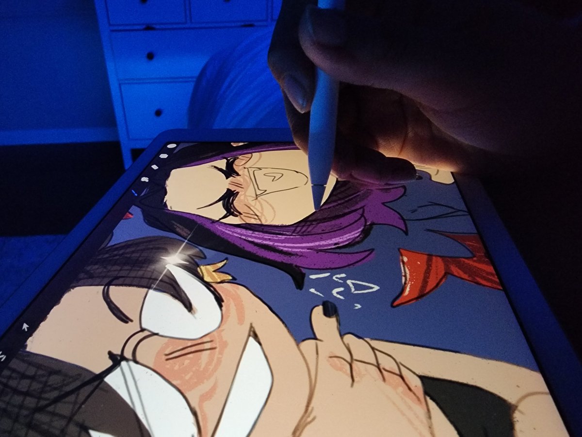 gabbiii01's tweet photo. A lil drawing for my gf and me :) 
.
.
Time? Hah. Ah
Ha
Uh
It's 4am
.
I have work at 9am
.
. https://t.co/RsDH8yFyYc