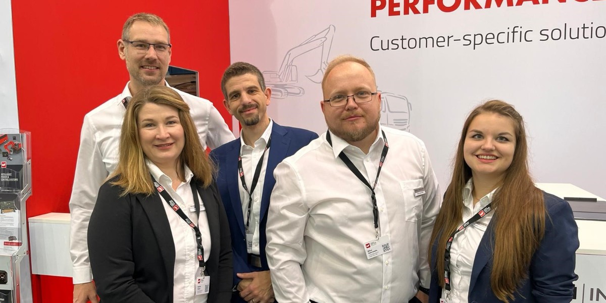 we_online's tweet photo. #bauma 2022 with Würth Elektronik ICS ❗❗❗
The booth is ready, we are waiting for you customers &amp; visitors!
We are looking forward to technical discussions, questions, suggestions &amp; to many new and old #contacts! 
Our #we_ics team welcomes you on booth no. 248 in hall A5! 🙋‍♀️🙋‍♂️ https://t.co/9Olf2B7Rrq