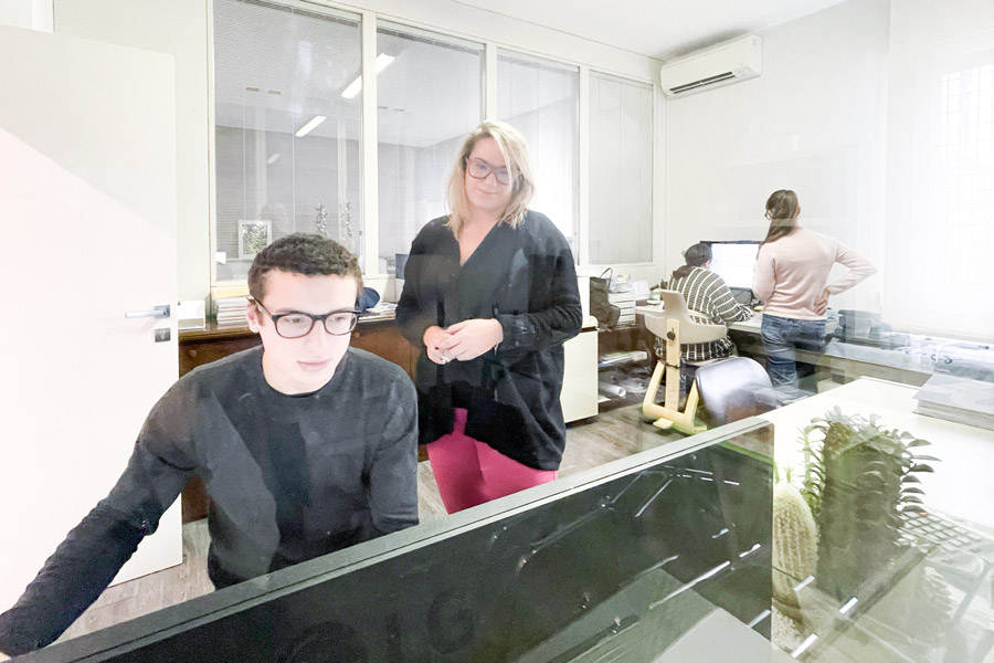 calmontesrl's tweet photo. Monday morning and Team always at its best!
#textile #hometextile #calmonte https://t.co/a3AQeZDbrb