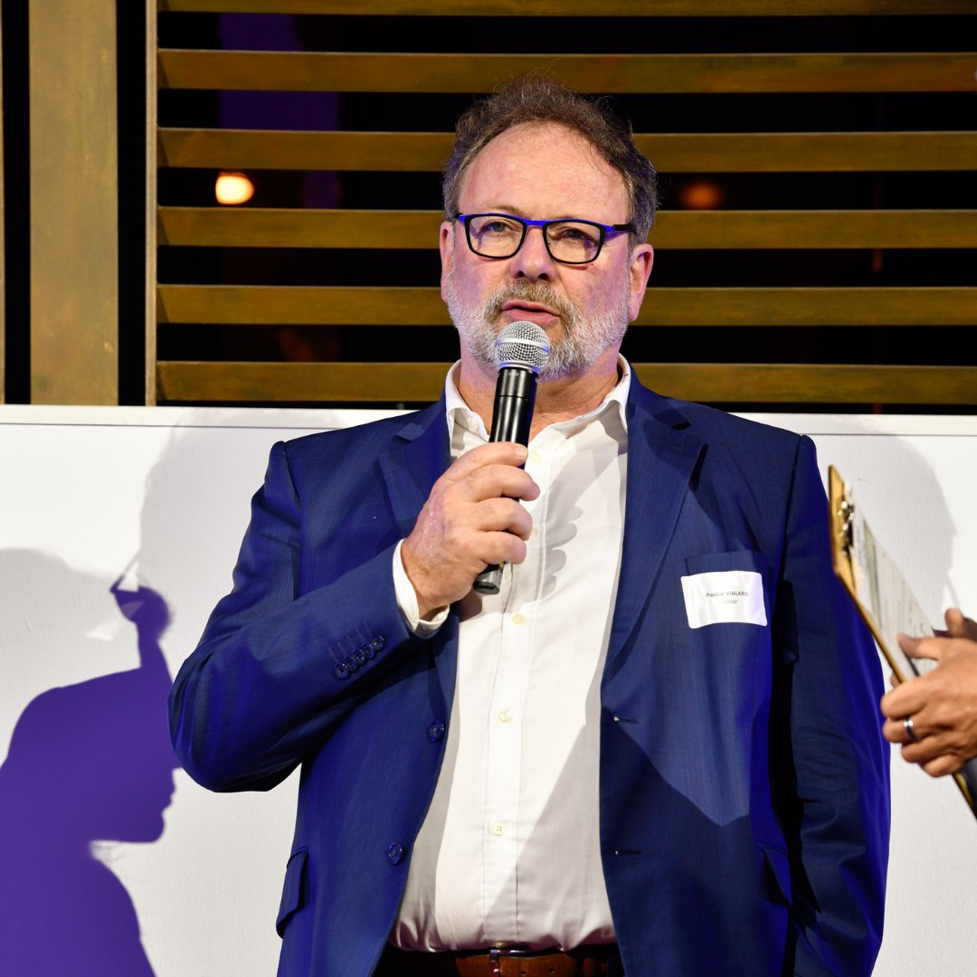 oPORTunity tweet media