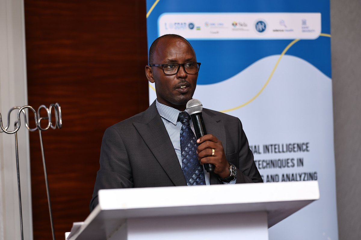 USpiu's tweet photo. This morning,Vice Chancellor of @Uni_Rwanda @mdkayihura officiated the research dissemination workshop of the project entitled 'Longitudinal dataset hub for predicting and monitoring COVID-19 evolution in the community and mitigation measures outcomes in #Rwanda'(PREDICT project) https://t.co/OFKdQQRZcl