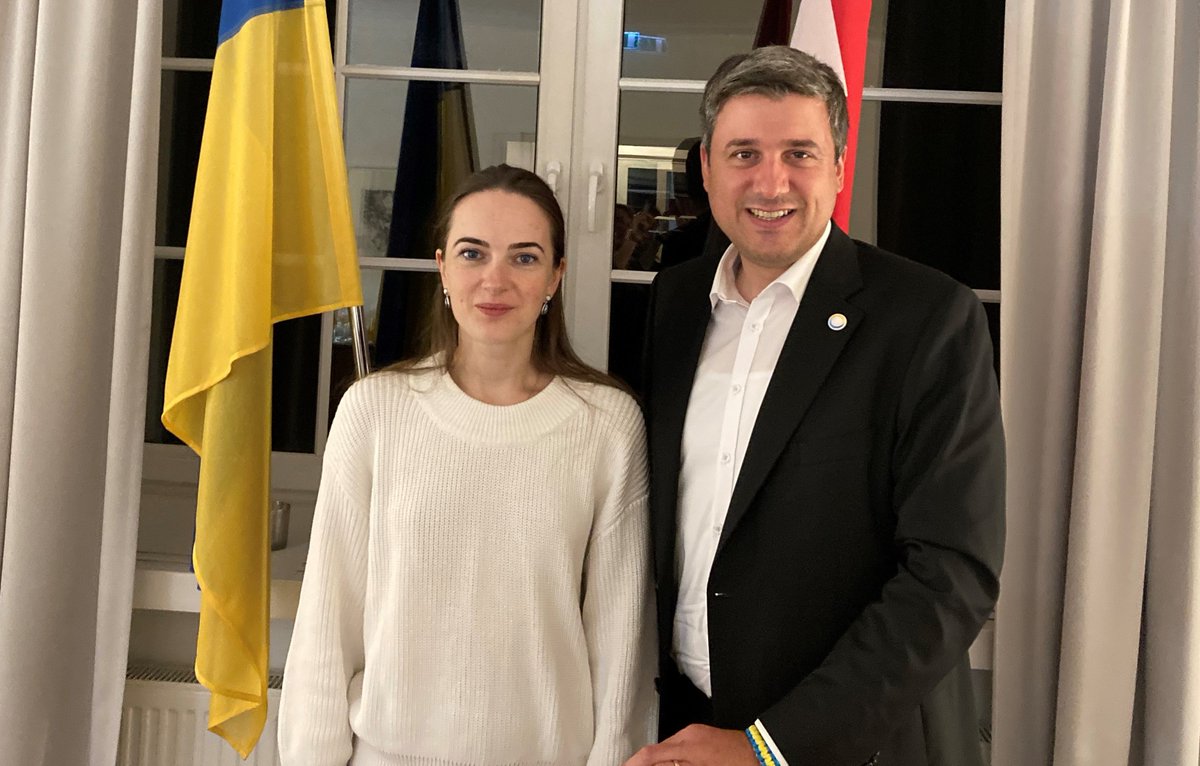 Als Präsident der staatspolitischen Kommission des Ständerats ist der grüne Ständerat <a href="/ZopfiMathias/">Mathias Zopfi</a> letzte Woche in die Ukraine gereist. Er hat dort auch Oleksandra Matwijtschuk, Menschenrechtsaktivistin und Vorsitzende des Center for Civil Liberties, getroffen. 1/3
