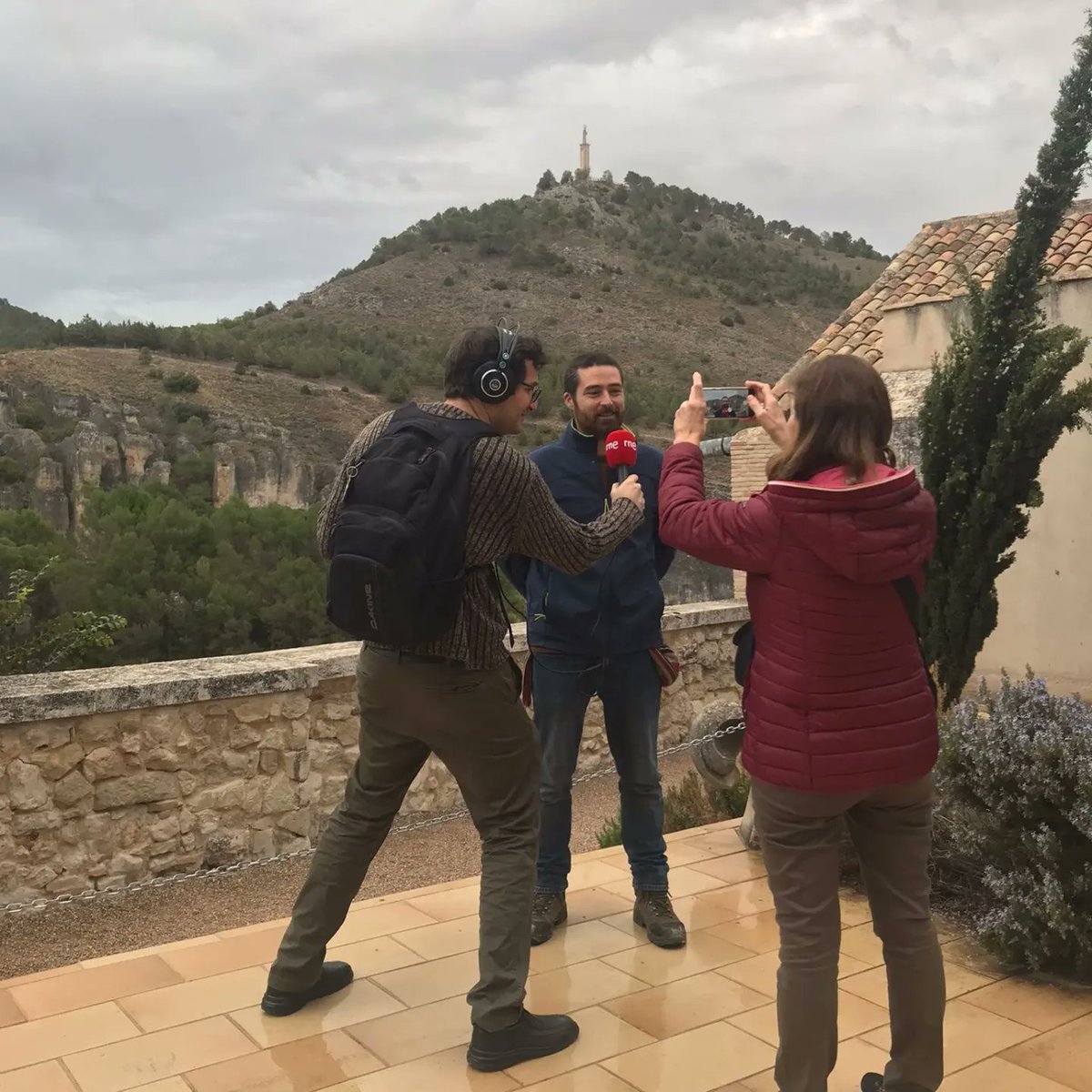 MiguelAngValero's tweet photo. Ha sido un fin de semana intenso, lleno de actividades para todos los gustos y en el que Cuenca ha hecho gala de un sinfín de atractivos que gracias al periodismo especializado y los creadores de contenido en RRSS hemos podido enseñar a potenciales visitantes a través del mundo. https://t.co/5E9i1GIzVo