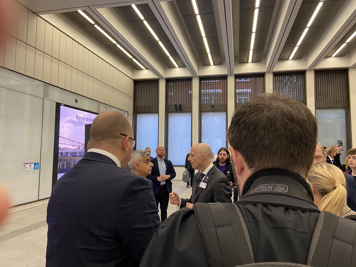 Rachel_Garstang's tweet photo. Excited to see #ElizabethLine #BondStreet station in action today with @tfl &amp; @MayorofLondon - a big boost for the West End @ a critical moment https://t.co/ommsrbM84f