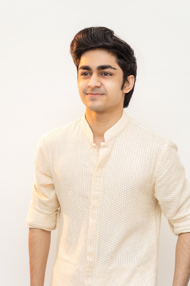 iamkrushag's tweet photo. Happy Diwali ✨ https://t.co/3SLeaMdLUv