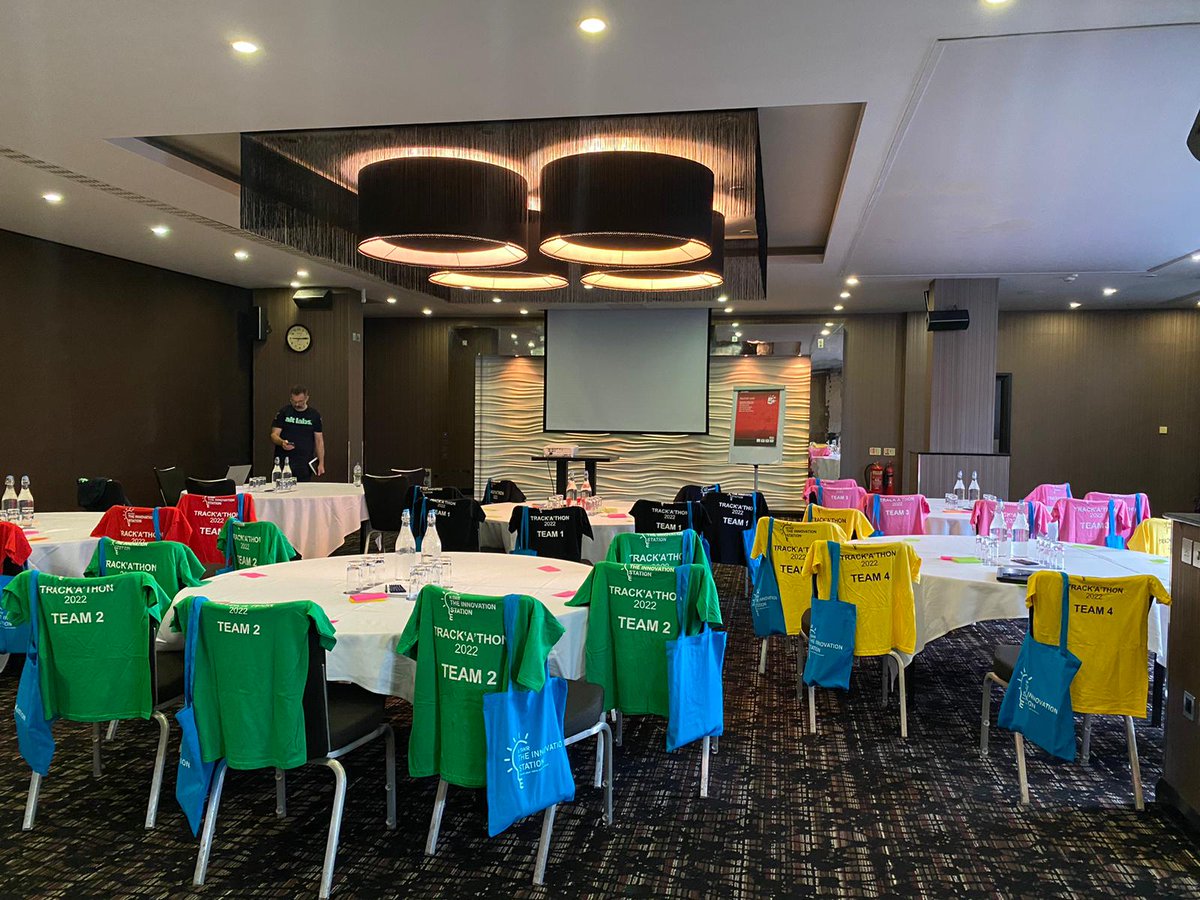 AltLabsAgency's tweet photo. All set-up and ready to get underway with our two day #Trackathon event for @south_railway. Looking forward to seeing a lot of innovative and inspiring ideas coming from our teams in answer to the challenge statements. 💡💡💡 https://t.co/yFQ7MxXv83