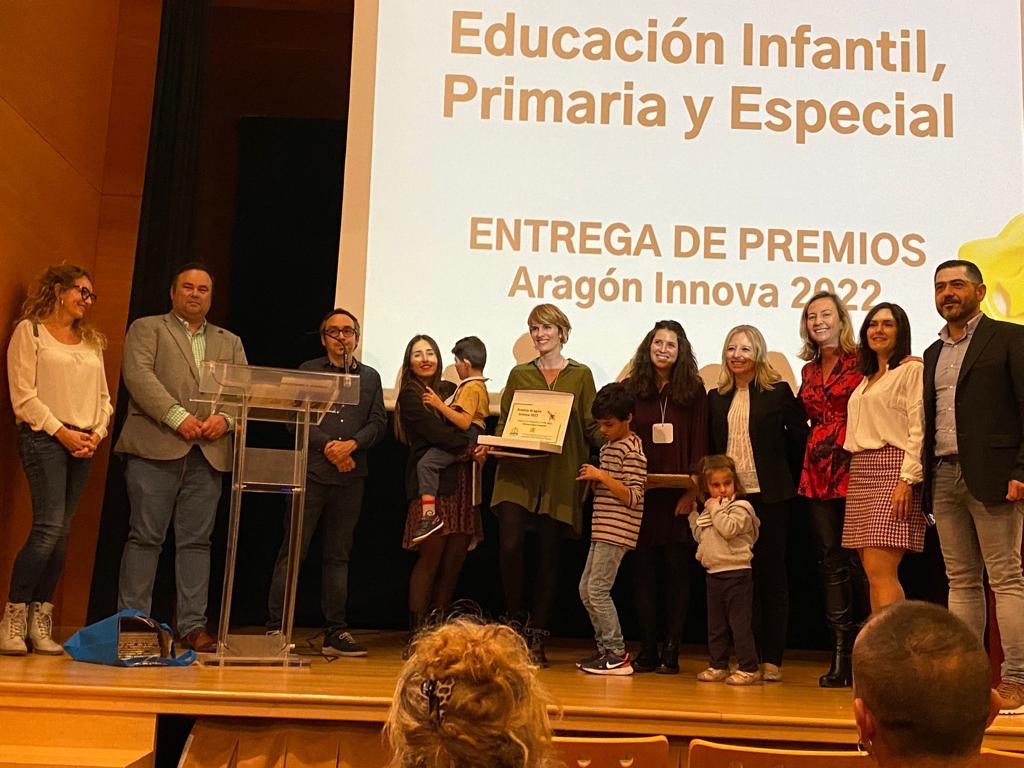 anpenacional's tweet photo. Enhorabuena a los premiados y participantes en la primera edición de los premios de Innovación educativa y felicidades a @anpearagon por esta iniciativa. El acto fue inaugurado por la vicepresidenta nacional de ANPE @SoniaGgom y fue la presidenta del jurado. #Innova2022 https://t.co/YJoQLVUyDR