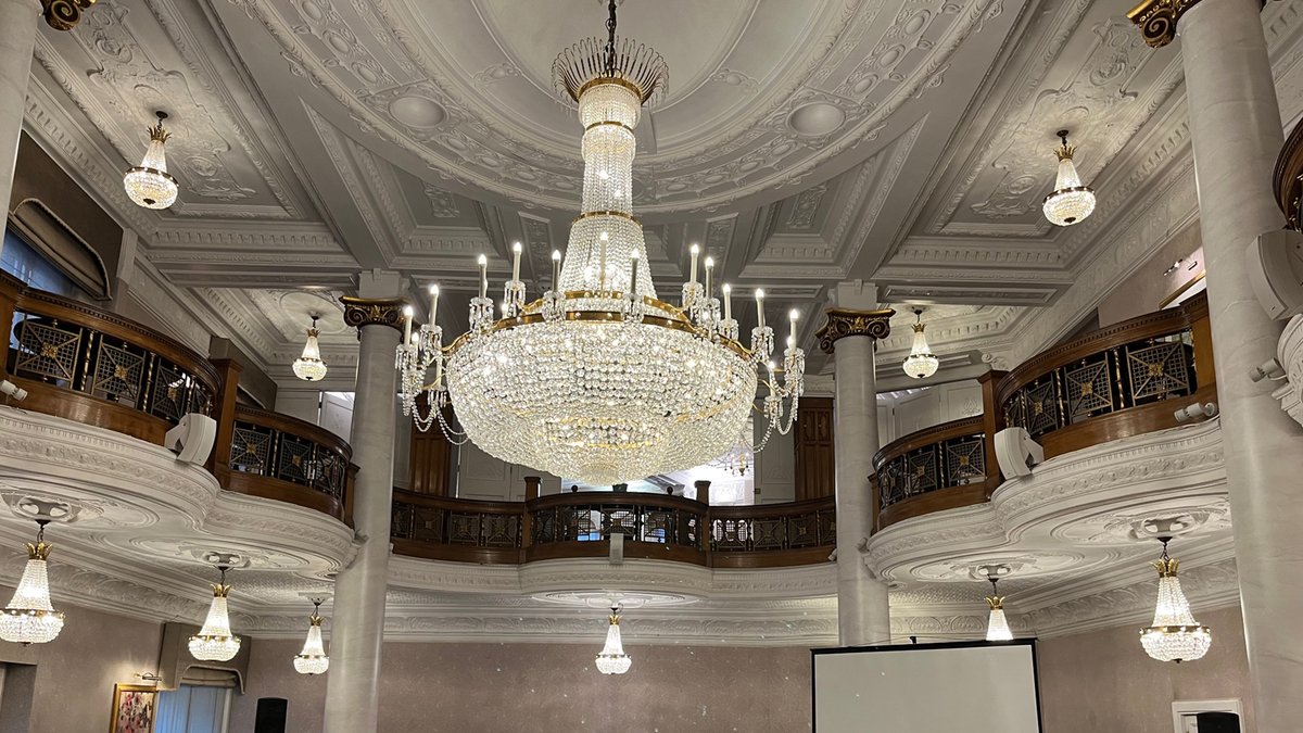 Abletek_Audio's tweet photo. Tradition meets technology, this 120+ year old hotel packs a historical punch. Update and repair works with @CUKaudio &amp; @AudacAudio Wave Dynamics network power amplifiers coupled to @Bose speakers. https://t.co/BoTZapBWb3