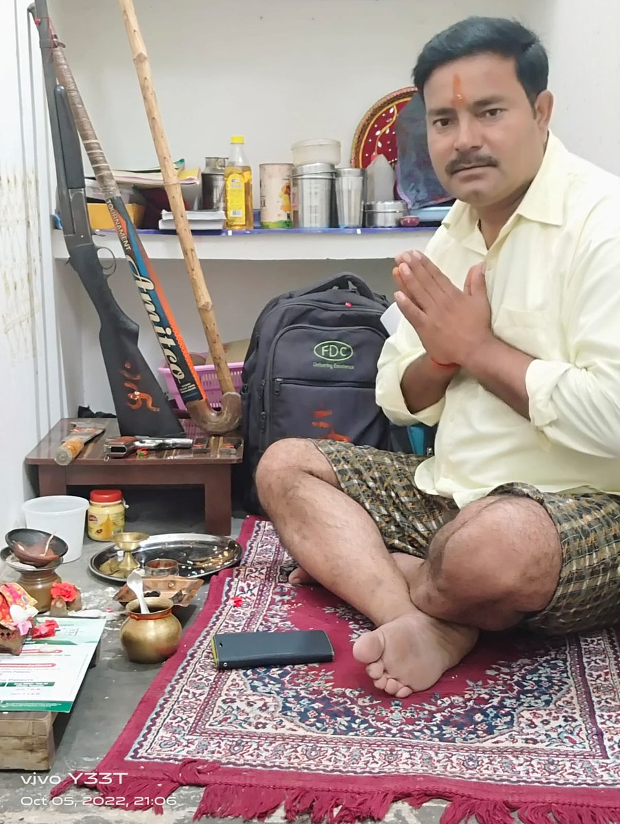 gyanenderfdc's tweet image. All the lights of the world cannot be compared even to a ray of the inner light of the self. Merge yourself in this light and enjoy the festival of lights.

Happy Diwali...💐