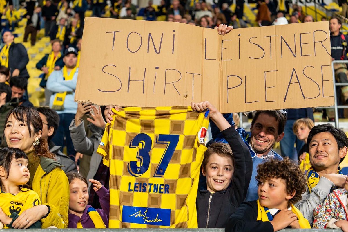 ToniLeistner's tweet photo. Next clean sheet 😉
#STVV #OHL #jupilerproleague🇧🇪 #Team #BFG #TL37 https://t.co/1Pawwrm8Xh