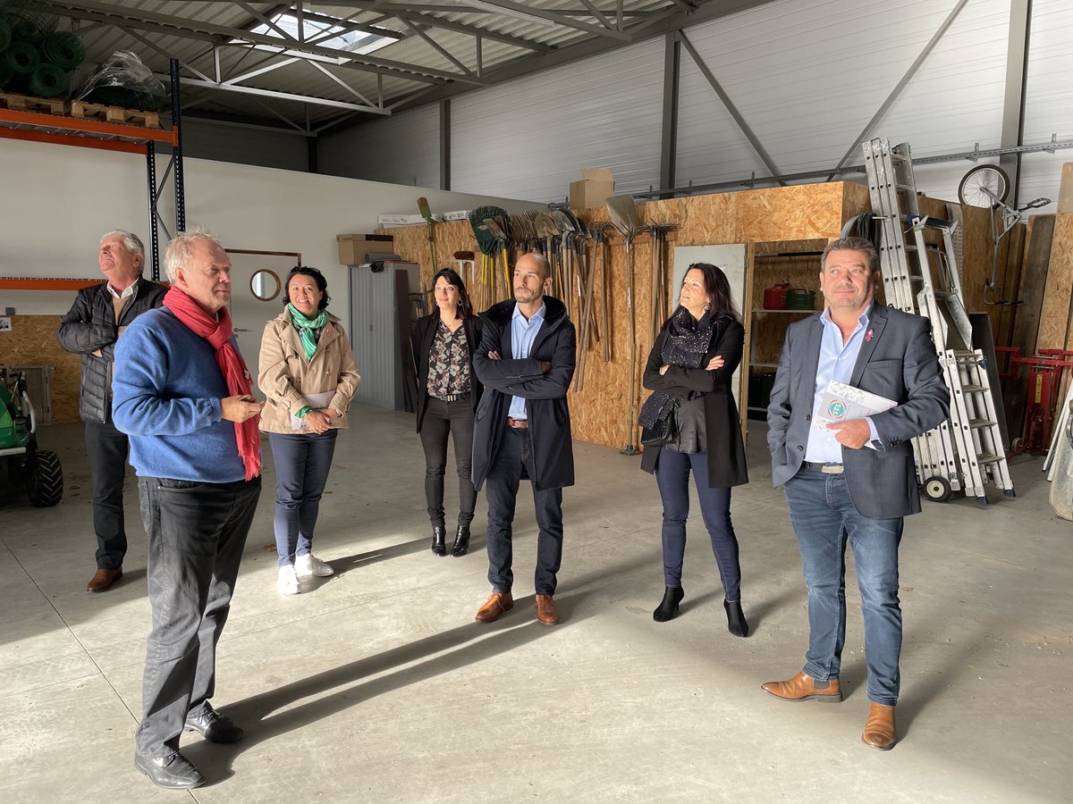 Visite de l’entreprise adaptée Société Travail Services à Poitiers. 
✅Prestation de services aux entreprises, collectivités, particuliers : espaces verts, sous-traitance industrielle, maintenance et dépannage, second œuvre…
✅70 % du personnel de STS en situation de #handicap.