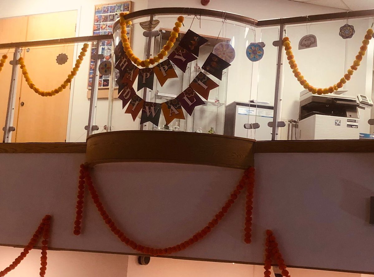 Happy Diwali to everyone celebrating!@DixonsTA