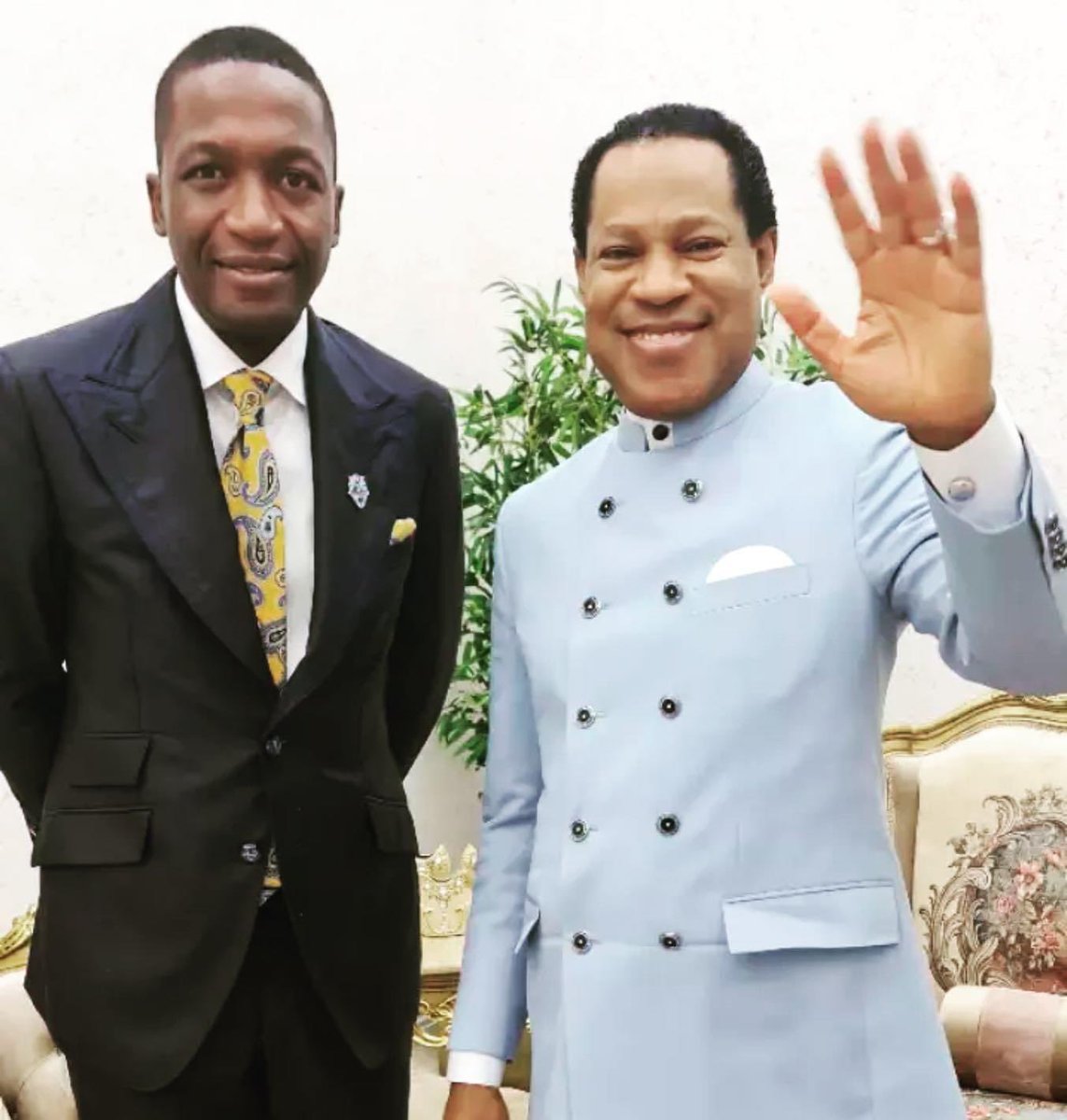 UebertAngel's tweet photo. My father, PASTOR CHRIS changed the TRAJECTORY of my life. He single-handedly through the message of Christ pushed me into a DEEPER LIFE with God. I am RECALIBRATED by the HOLY SPIRIT that leads him and all I want now is MORE OF JESUS. There is NO MORE play ground in front of me https://t.co/K6WqOcqNmg