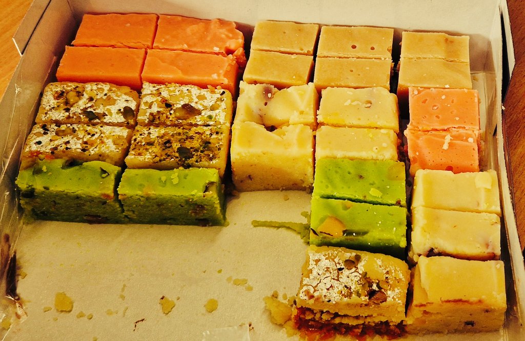 DivayBolwani's tweet photo. #HappyDiwali everyone. Bring home  some #lights and #sweets  @SuttonHandC @epsom_sthelier https://t.co/V8yYXYvAjq
