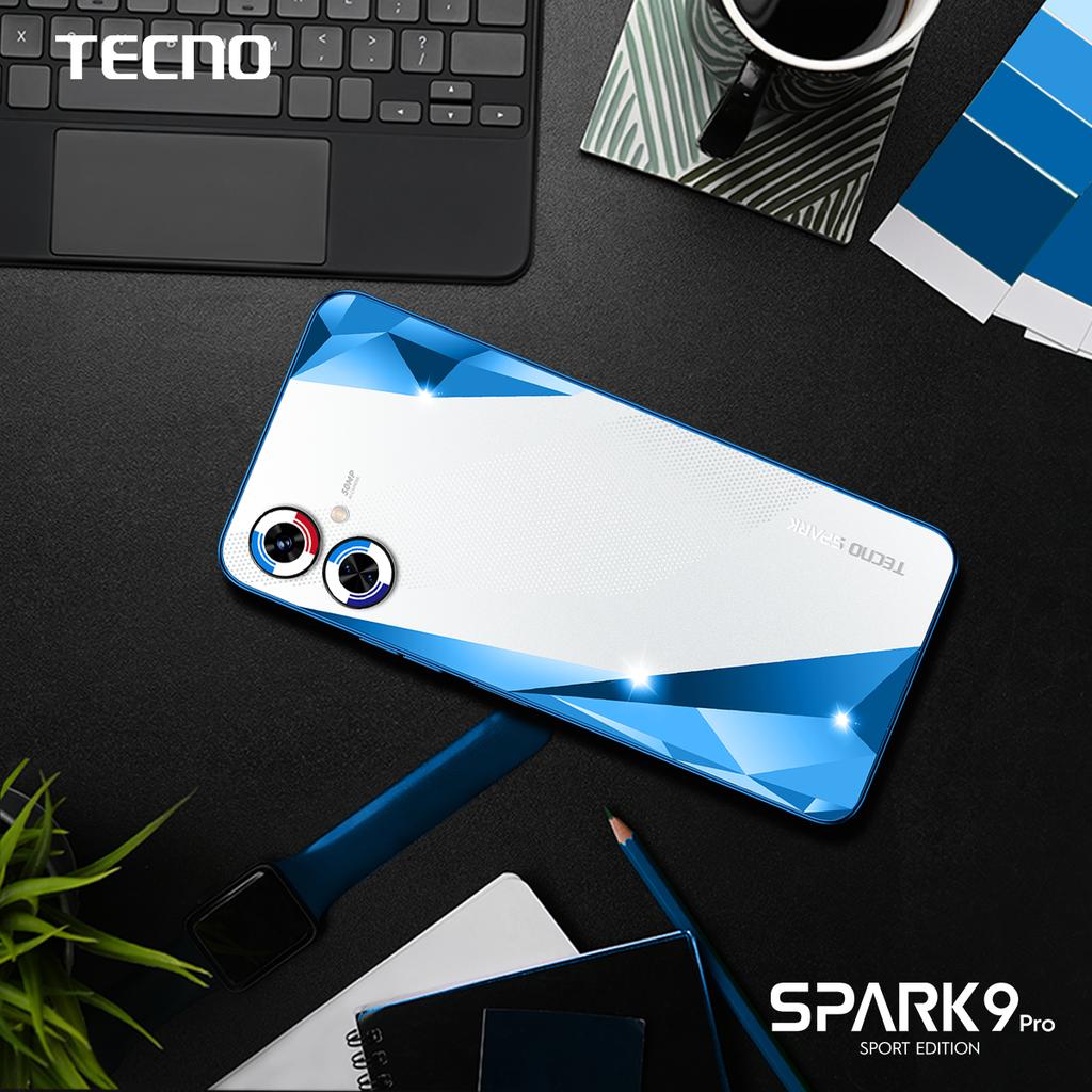 TECNOMobileNG's tweet image. POV: You&apos;re up and ready for Monday. 

#SPARK9Pro 
#SPARK9Series 
#SPARK9SportEdition