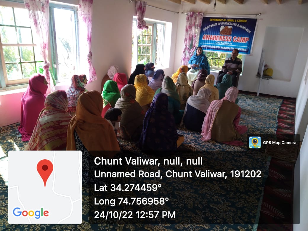 HHGanderbal's tweet photo. In connection with Jan Abhiyan B2V4, awareness programmes and registration camps being organised in different areas of Ganderbal on 24.10.2022
#JanAbhiyanJK
#Back2Village
#diprjk
#Shyambir_IAS https://t.co/DZ71lCBFPv