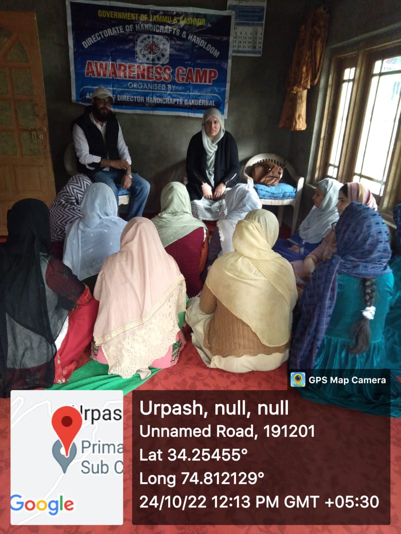 HHGanderbal's tweet photo. In connection with Jan Abhiyan B2V4, awareness programmes and registration camps being organised in different areas of Ganderbal on 24.10.2022
#JanAbhiyanJK
#Back2Village
#diprjk
#Shyambir_IAS https://t.co/DZ71lCBFPv