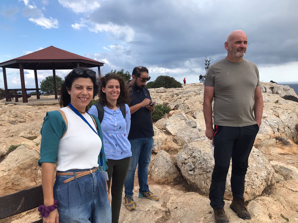 Dr. Lucy Blue tweet media