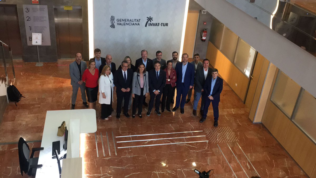 Ministerio de Industria y Turismo tweet media
