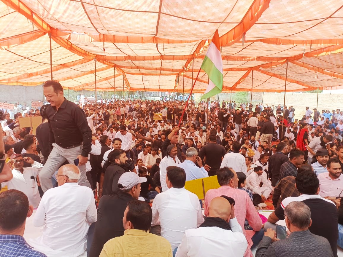 Struggle for employees old pension scheme