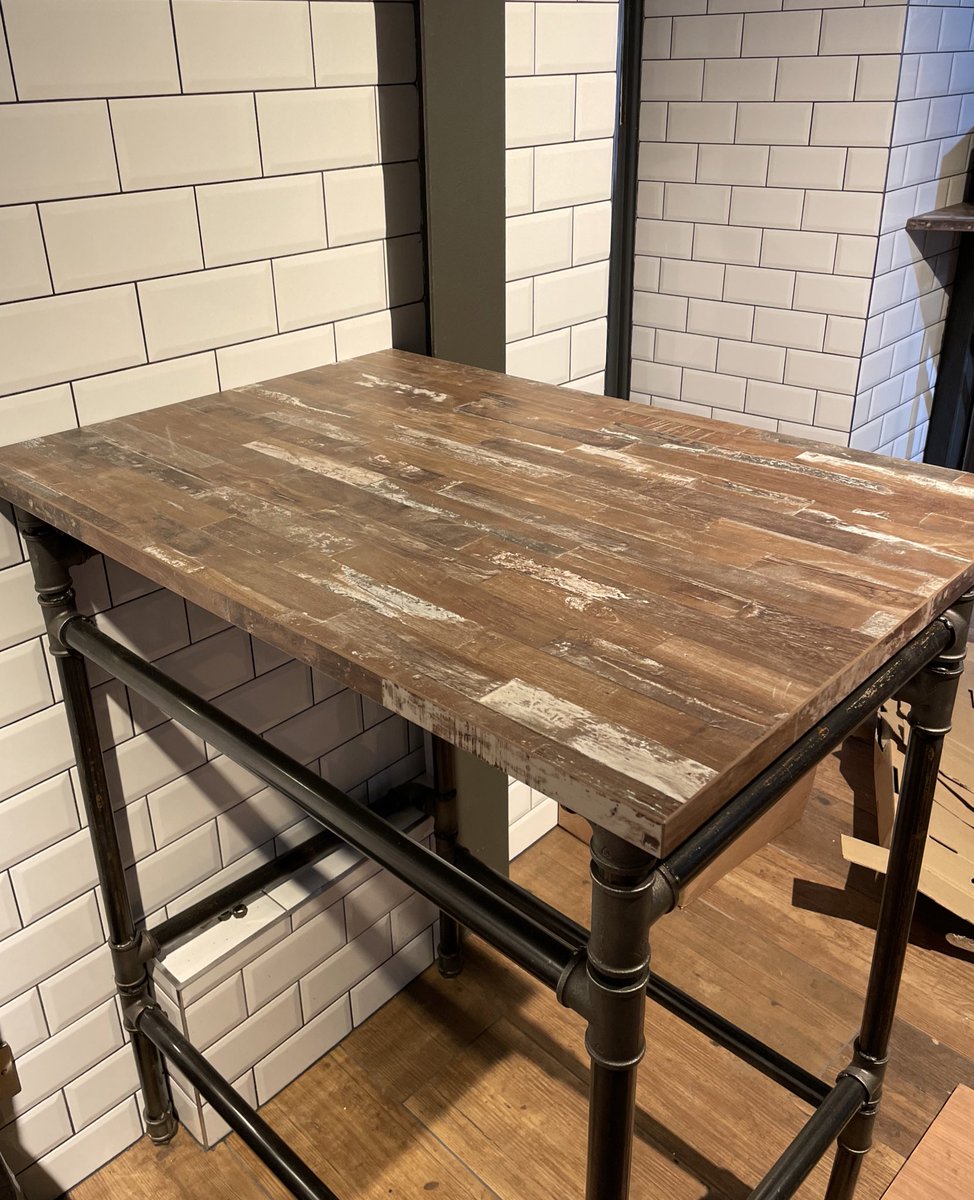 My_BakeBox's tweet photo. the tables have arrived 🔥 https://t.co/QLy8EINt1d