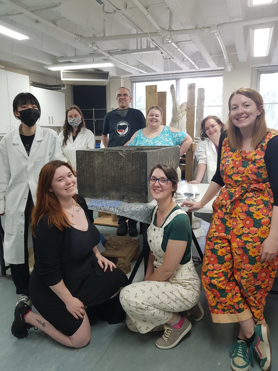 DrKenGriffin's tweet photo. @TheEgyptCentre blog post for this week continues the theme of conservation. @KittyParker93 presents the work of @CUConservation students who worked on the plaster cast of the statue base of Djedhor:
https://t.co/VFThy0AzQ0 https://t.co/qvxchgpyH1