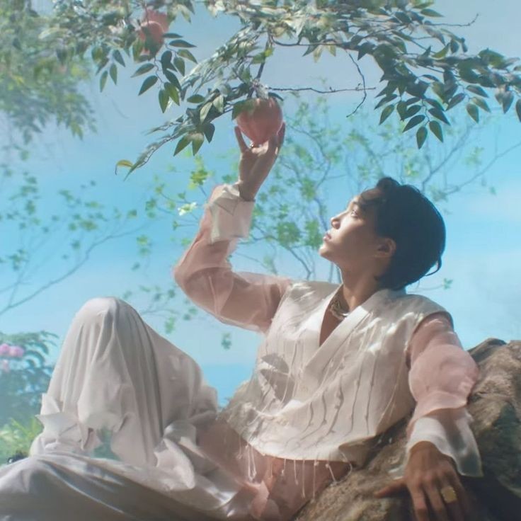 Vote #KAI on MAMA✅
• Vote on Mnet
• Stream 🍑 Peaches on Spotify [from MAMA Playlist]
• Retweet &amp; Reply with #MAMAVOTE #kai 

#EXO #KAI #카이 #엑소카이 #KimJongin #엑소 <a href="/weareoneEXO/">EXO</a>