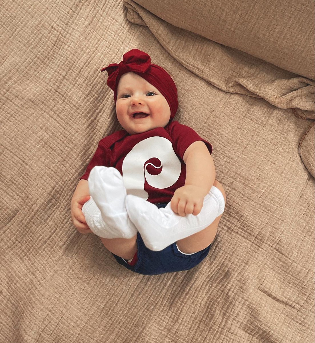 asabverg's tweet photo. Cutest PHAN of all time ⚾️🥰 #Phillies #PhilliesNation @NBCSPhilly @NBCPhiladelphia https://t.co/GYzC9UNurb