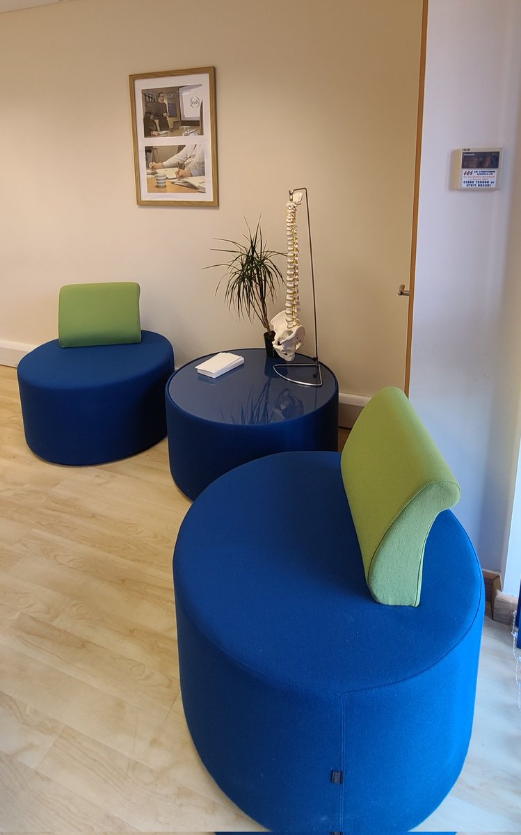 Looking for a relaxed and comfortable room for your forthcoming meeting or training session? We may have the space you need at competitive prices. Give GH Safety a call today 01793 784334 #MeetingRoom #RoomtoHire #TheSkillsHub #Watchfield #Oxfordshire #GHSafety #LocalBusiness