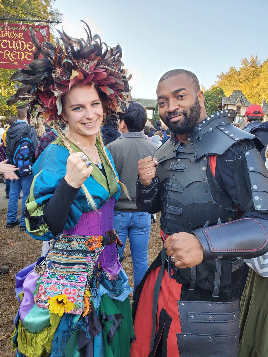 Tfw you run into someone from your day job at the Ren faire and it turns out your both nerds 😎 <a href="/CarRenFest/">Carolina Renaissance</a>