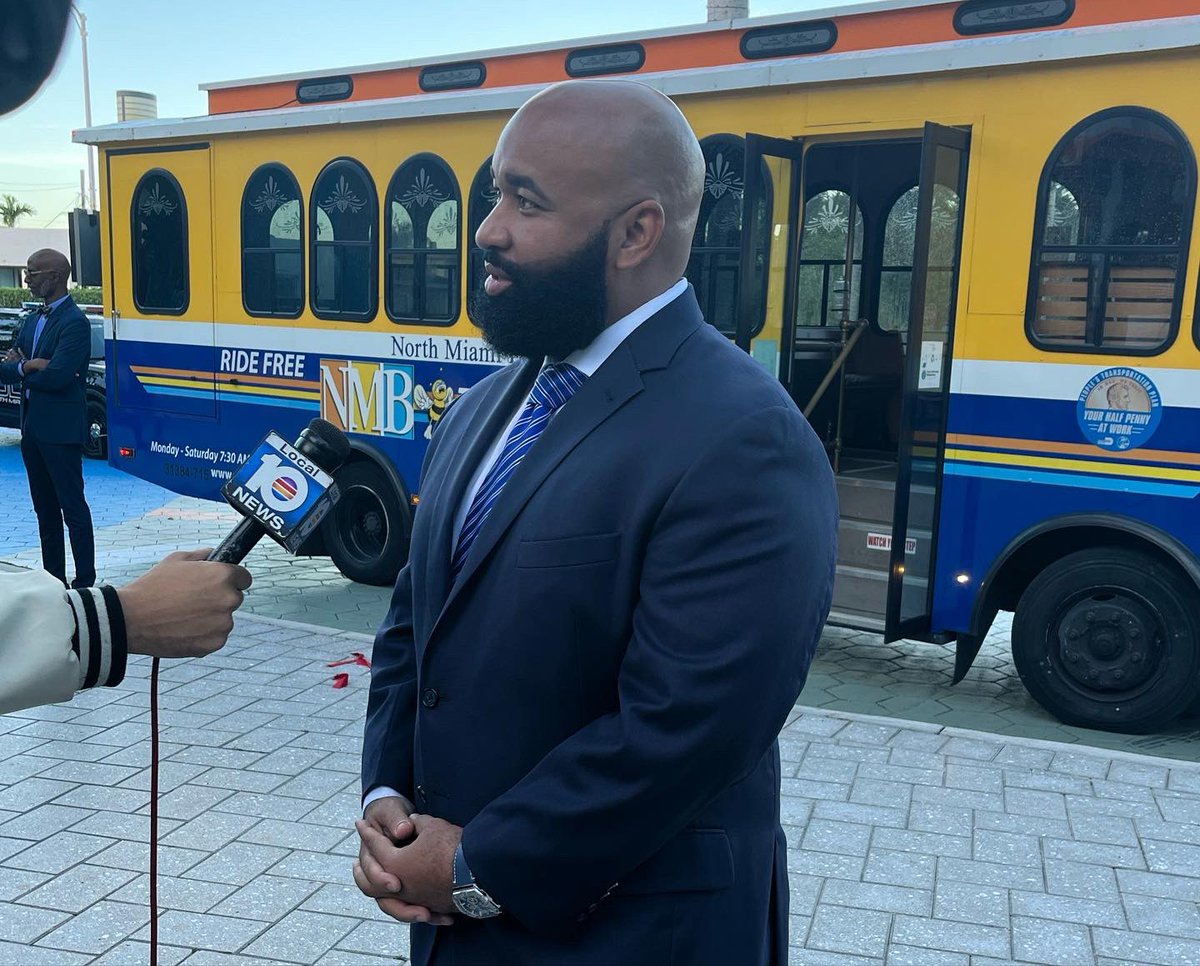 CityNMB's tweet photo. Thank you for joining the City of NMB &amp; City Commission for today’s launch of the NMB Line’s Route E! Starting today, enjoy free rides from the Golden Glades Multimodal Transportation Facility to Aventura Mall🎉 Special thanks to our partner @prokelmobility for their dedication! https://t.co/Erpo03fBTO