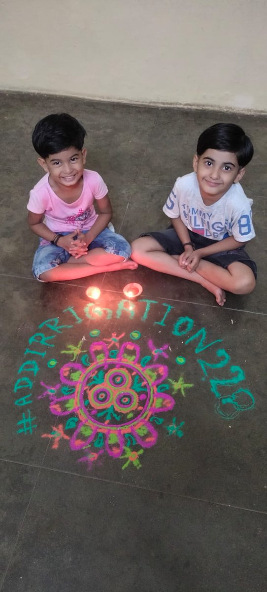 believer_aj's tweet photo. आज मेरी भांजीयो द्वारा ईश्वर से प्रार्थना की गई कि मामा जी की इरीगेशन की पोस्ट ऐड कर दी जाए
काश ईश्वर इन बच्चियों की प्रार्थना सुन ले
Thanks baccho support me
#addirrigation228post
#satpalmaharaj
#pushkarsinghdhami https://t.co/EgMvvPAON1