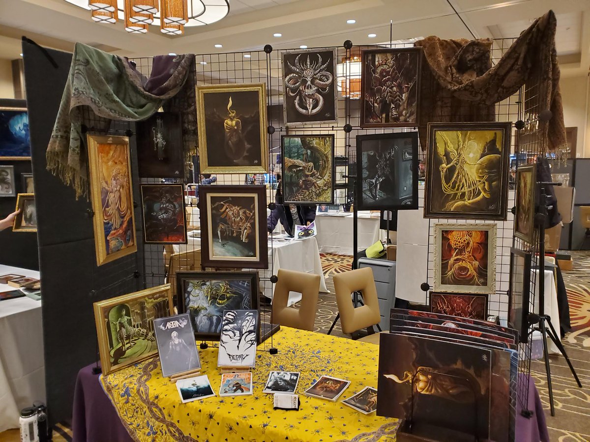 SCENES FROM THE ILLUX CON EVENING SHOWCASE