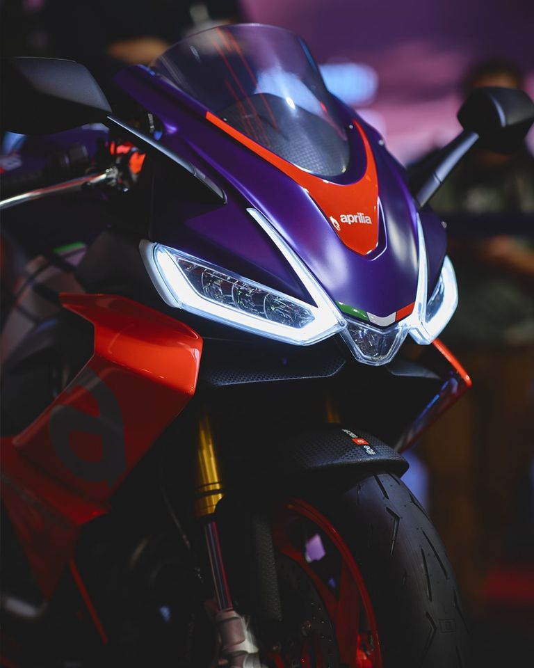 MotoplexTN's tweet photo. Con un diseño fascinante que refleja la deportividad y
estilo de Aprilia, la RS 660 es tu compañera de viaje ideal. 🏍⬆
Visita 📍Motoplex Torre Norte y llévatela desde $6,575.75 pesos al mes https://t.co/MRZTz86PmO
