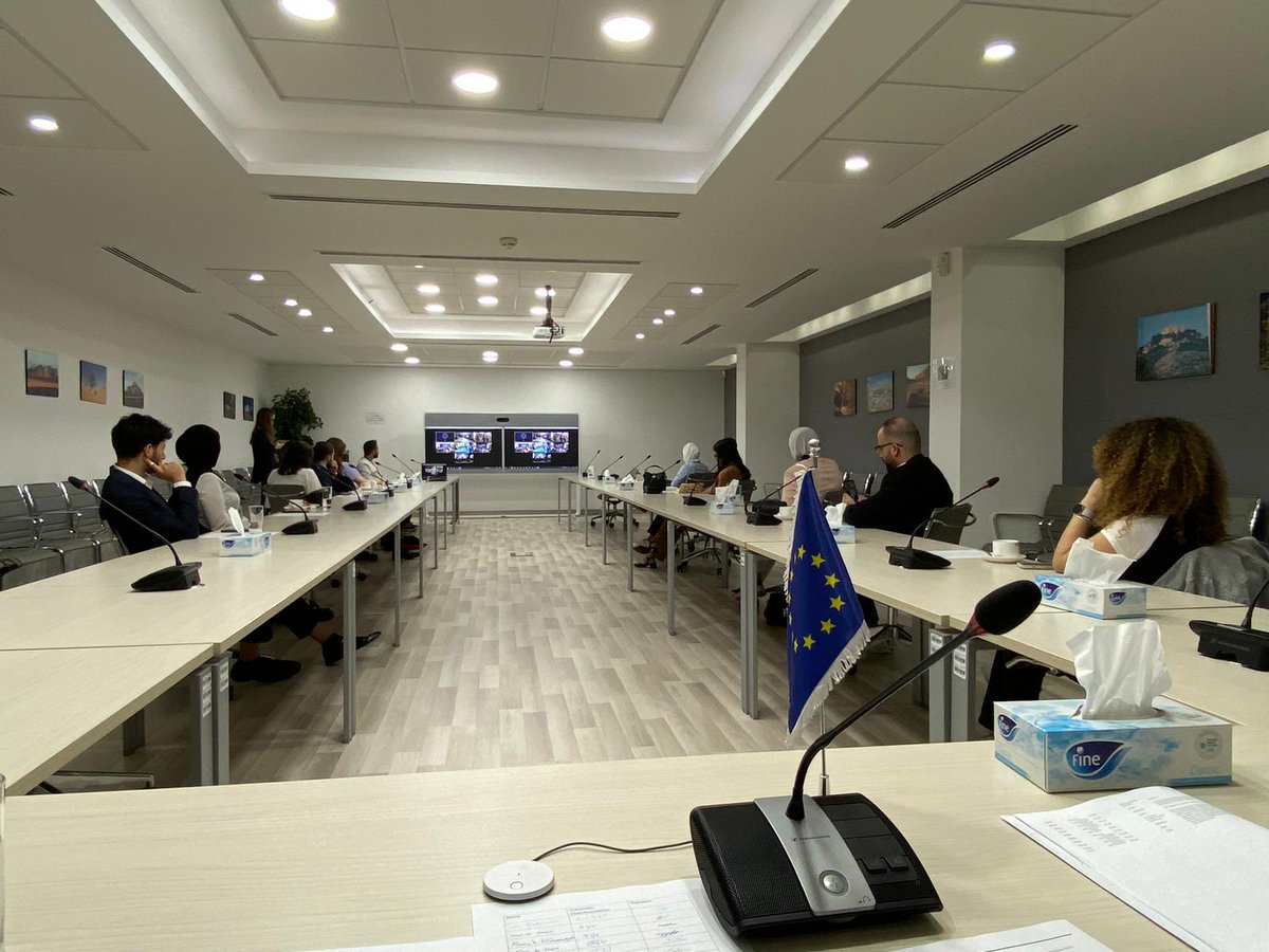 EUinJordan's tweet photo. @EUinJordan joined in streaming the #EU4Youth Days Conference held in Brussels last 11 Oct. A global event that brought together more than 150 youth workers &amp; practitioners, policymakers &amp; researchers, centred around the topic of resilience
Watch the video https://t.co/ZzwlKA2p5y https://t.co/TzvDpbZolR