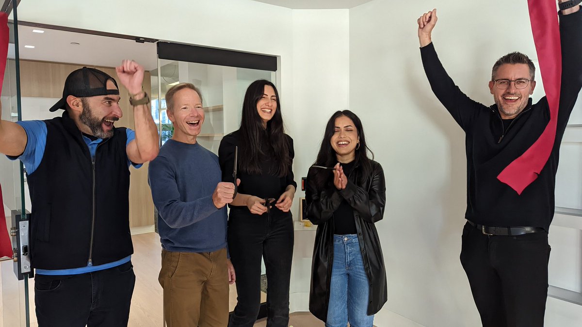 PointsBetCanada's tweet image. We're taking the moment here to celebrate the opening of the new PointsBet Canada HQ in Downtown Toronto. 🥂