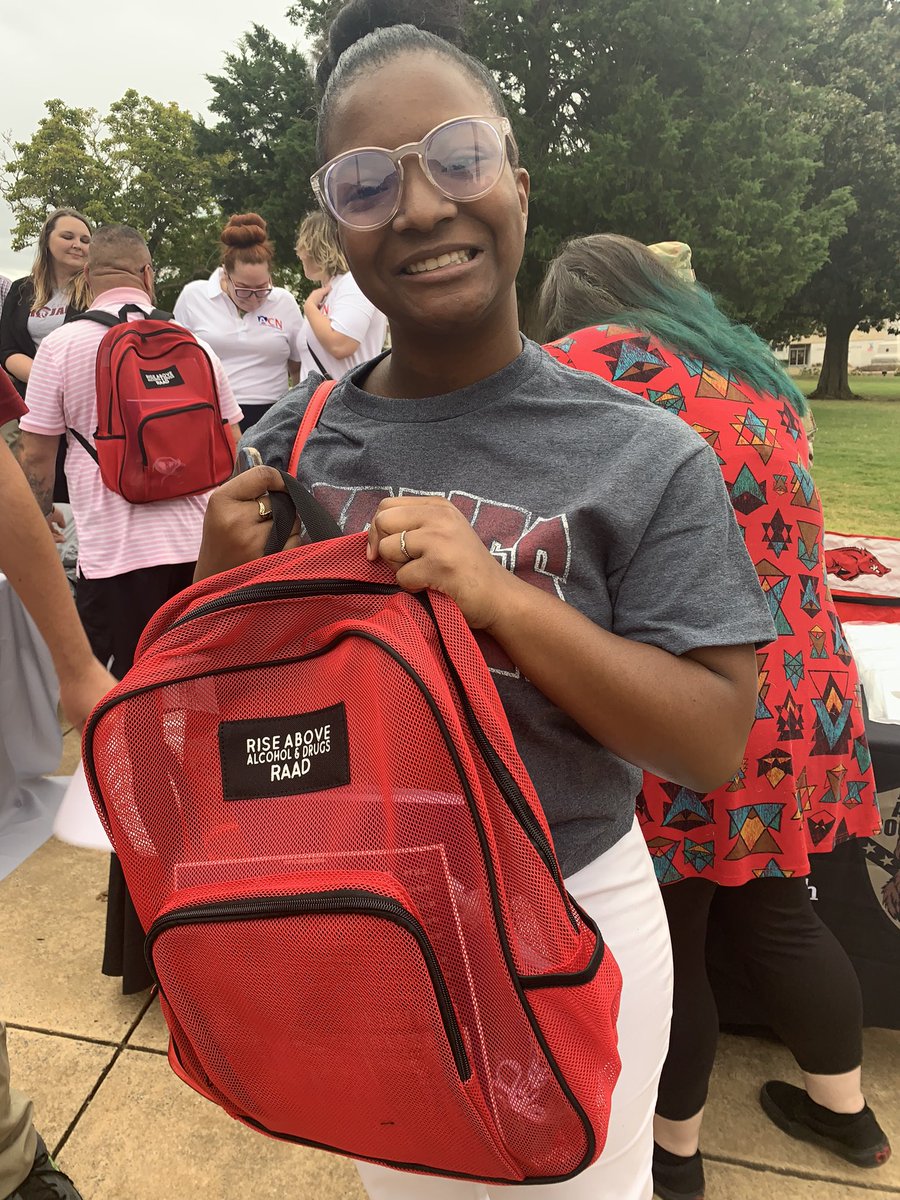 HendersonSGA's tweet photo. Our @HendersonSGA reps are here at the Little Rock Capitol to kick off Save AR students week. Join us throughout this week as we raise awareness towards education and prevention of substance misuse.
#SaveARStudents2022 #LiveReddie https://t.co/6z4EZpj2Ul