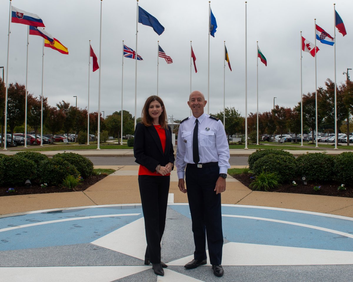 Delighted to welcome @irenefellin here in @NATO_ACT for a seminar which intend to help the ACT leadership understand how best to integrate the gender perspective and operationalize the Women, Peace and Security Agenda into our Warfare Development efforts. @NATOWPS #NATO