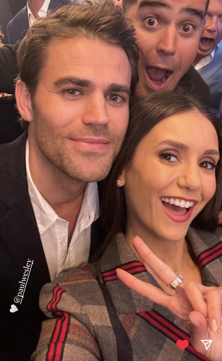 steIenaepiclove's tweet photo. Paul Wesley disse ontem durante a #IWFE que vai jantar com Nina Dobrev hoje ❤️ https://t.co/A6COvuGzS5